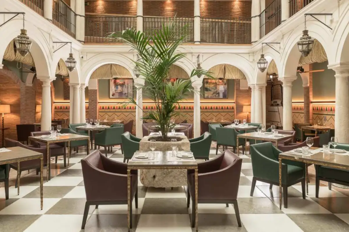 Balausta romantic malaga