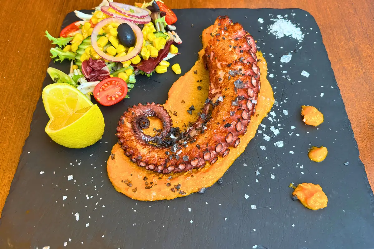 Picasso resturant 14