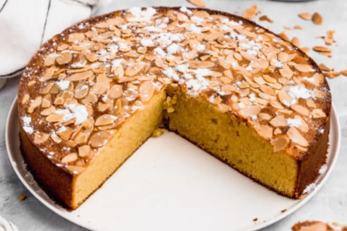 Tarta Malagueña almond cake