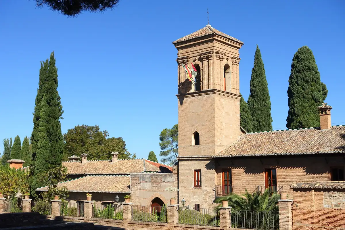 spain unusual stays 4