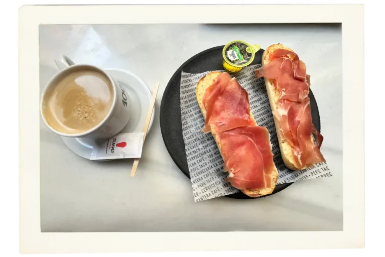 Spanish merienda sandwich